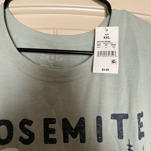 Women’s Graphic Tee- Yosemite - Picture 3 of 3